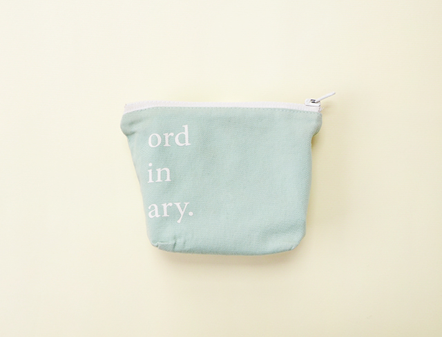 スタッフ愛用コスメを紹介 春のメイクポーチの中身大公開 Mio プラス ミオ